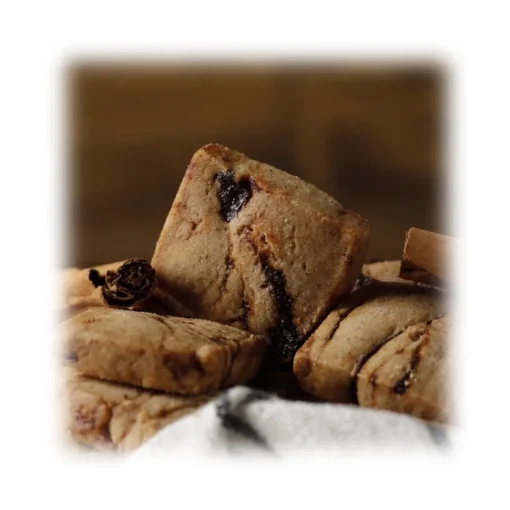 Alessio Brusadin - Bruscotti Cinnamon & Plums - Handmade - Made in Italy - Avvenice^ Sweets