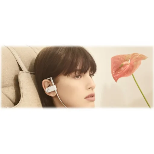 Bang & Olufsen - B&O Play Bang & Olufsen - B&O Play - Beoplay Earset - White - Premium Wireless In-Ear Earphones - Bang & Olufsen Signature Sound - Avvenice