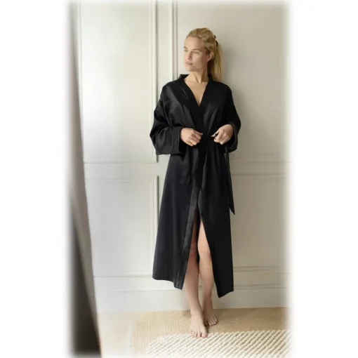 by Dariia Day - Long Silk Robe - Midnight Black - Fashion - New Collection - Mulberry Silk - Artisan Silk Robe - Luxury - Avvenice