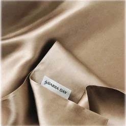 by Dariia Day - Silk Pillowcase - French Beige - Bedding - Home - Mulberry Silk - Artisan Silk Pillowcase - Luxury - Avvenice^ Bedding