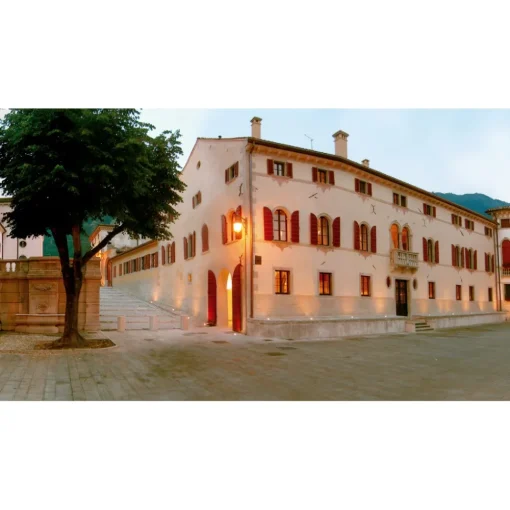 Castel Brando - Living in Court - 4 Days 3 Nights - Avvenice