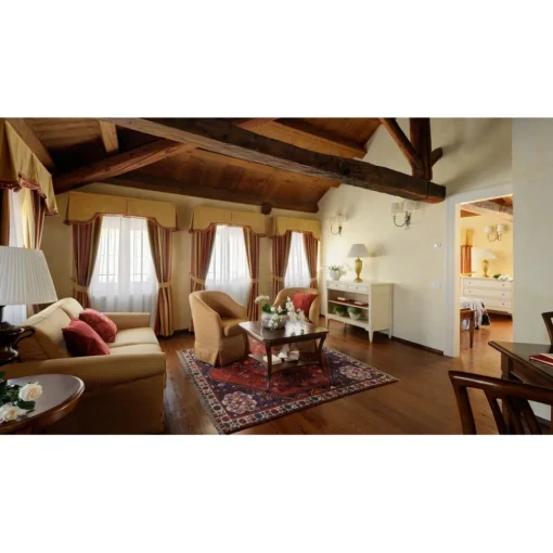 Castel Brando - Living in Court - 4 Days 3 Nights - Avvenice
