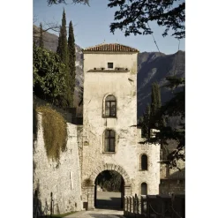 Castel Brando - Living in Court - 4 Days 3 Nights - Avvenice
