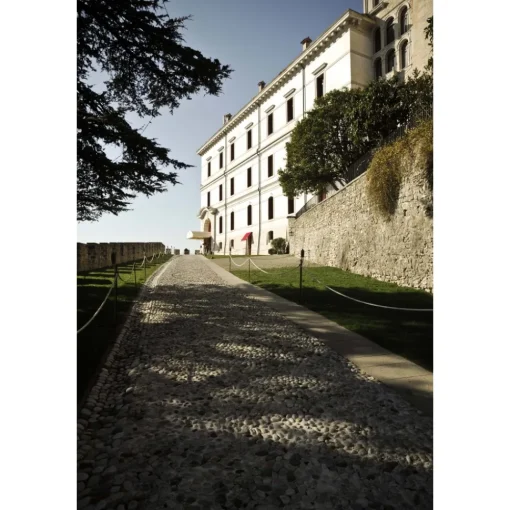 Castel Brando - Living in Court - 4 Days 3 Nights - Avvenice