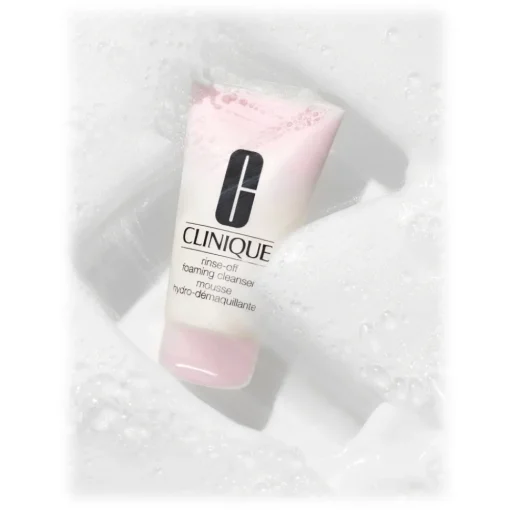 Clinique - Rinse-Off Foaming Cleanser - Facial Cleanser - 150 ml - Luxury - Avvenice