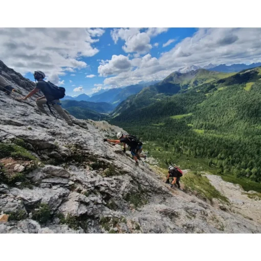 Cortina 360 - Luxury Outdoor Winter Experience - Cortina Dolomites UNESCO - Exclusive Experiences - Daily - Avvenice^ Exclusive Experiences | Spa & Wellness