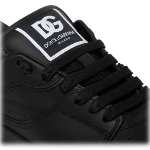 Dolce & Gabbana Dolce & Gabbana - Black Calf Leather Roma Low Top Sneakers - Dolce & Gabbana Exclusive Luxury Collection - Avvenice