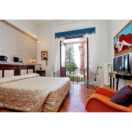 Domus Monam\u00ec Luxury Suites Domus Monamì Luxury Suites - Discovering Rome - 4 Days 3 Nights - Suite Augusto - Rome Exclusive Luxury - Avvenice
