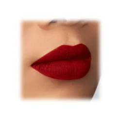 Giorgio Armani Beauty Giorgio Armani - Lip Maestro Velvety Liquid Lipstick - High Pigmentation Velvety Mat Lipstick - 403 - Lucky Red - Luxury - Avvenice