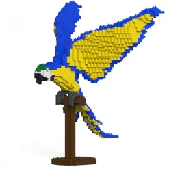 Jekca - Blue-and-Gold Macaw 02S - Lego - Sculpture - Construction - 4D - Brick Animals - Toys - Avvenice^ Games