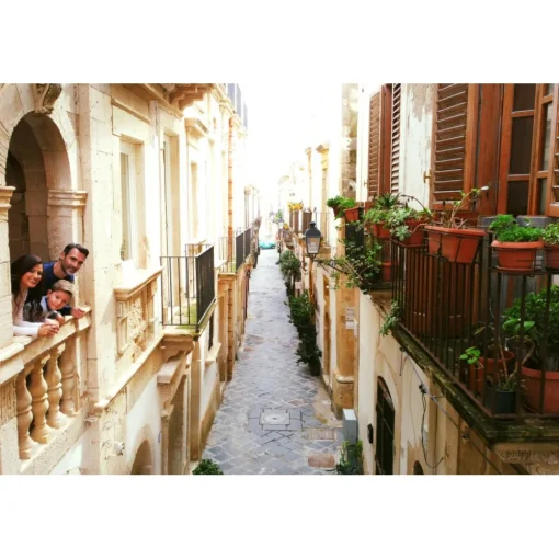 Lanterne Magiche Ortigia Lanterne Magiche Siracusa Ortigia - Exclusive Ortigia Experience - UNESCO World Heritage Site - 5 Days 4 Nights - Avvenice