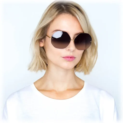 Linda Farrow - 567 C4 Oversized Sunglasses - Gold - Eyewear - Avvenice