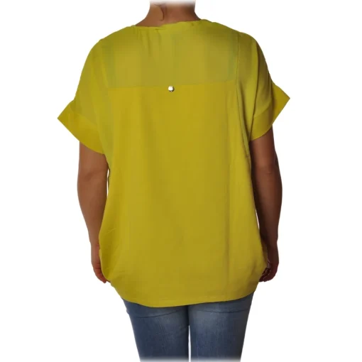 Liu Jo - Oversized T-Shirt with Collar Pattern - Yellow - T-Shirt - Made in Italy - Luxury Exclusive Collection - Avvenice^ T-shirt