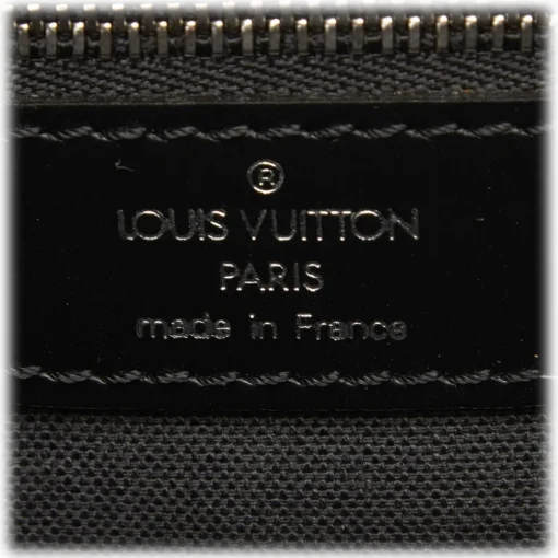 Louis Vuitton Vintage - Antigua Besace PM Bag - Brown Beige - Taiga Leather and Leather Handbag - Luxury High Quality - Avvenice