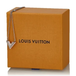 Louis Vuitton Vintage - Lacquer Essential V Necklace - Silver - LV Necklace - Luxury High Quality - Avvenice^ Vintage Jewelry