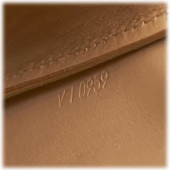 Louis Vuitton Vintage - Vernis Lexington Pochette - Beige - Vernis  Leather and Vachetta Leather Pouch - Luxury High Quality - Avvenice^ Vintage Bags