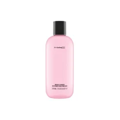 MAC Cosmetics - Brush Cleanser - Eye Brushes - Luxury - Avvenice^ Make Up
