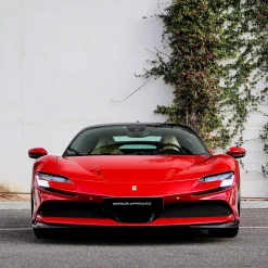 Monte Carlo Travel 1985 - Ferrari SF 90 Stradale - Supercar - Monte-Carlo - Cannes - Exclusive Luxury - Avvenice