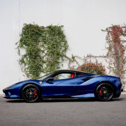 Monte Carlo Travel 1985 - Ferrari F8 Tributo - Supercar - Monte-Carlo - Cannes - Exclusive Luxury - Avvenice