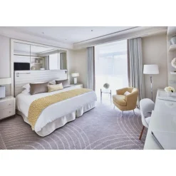 Monte Carlo Travel 1985 - Hôtel Martinez - World of Hyatt - 3 Days 2 Nights - Cannes - France - Exclusive Luxury - Avvenice