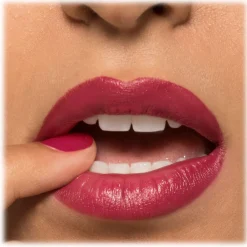 Nee Make Up - Milano - Matte Lipstick Tibetan Red 155 - Matte Lipstick - Lips - Professional Make Up - Avvenice^ Make Up