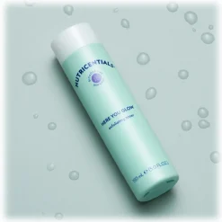 Nu Skin - Here You Glow Exfoliating Toner - 150 ml - Body Spa - Beauty - Professional Spa Equipment - Avvenice