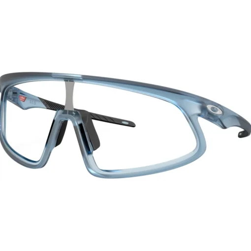 Oakley - RSLV - Clear To Black Iridium Photochromic - Matte Transparent Stonewash - Sunglasses - - Avvenice
