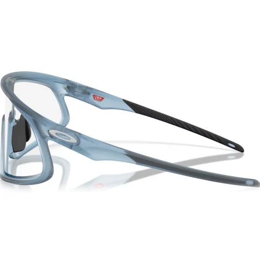 Oakley - RSLV - Clear To Black Iridium Photochromic - Matte Transparent Stonewash - Sunglasses - - Avvenice