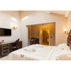 Park Hotel Villa Pacchiosi - Discovering Parma - 2 Days 1 Night - Suite Deluxe - Avvenice