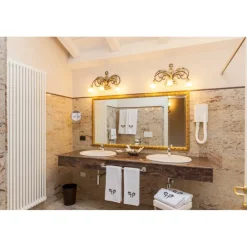 Park Hotel Villa Pacchiosi - Discovering Parma - 2 Days 1 Night - Suite Deluxe - Avvenice