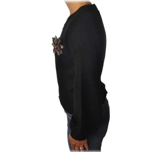 Pinko - Sweater Chissa Crewneck with Jewel Brooch - Black - Sweater - Made in Italy - Luxury Exclusive Collection - Avvenice^ Knitwears