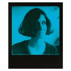Polaroid Originals - Blue Film for 600 Duochrome - Black Frame - Film for 600 Cameras - OneStep 2 - Avvenice