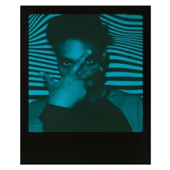 Polaroid Originals - Blue Film for 600 Duochrome - Black Frame - Film for 600 Cameras - OneStep 2 - Avvenice