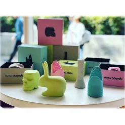 Qeeboo - Mexico Skull - Pink - High Capacity Portable Power Bank USB Charger - Mini - Portable Batteries - 2600 mAh - Avvenice