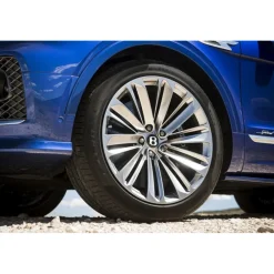 Rent Luxe Car - Bentley Bentayga - Exclusive Luxury Rent - Avvenice^ Supercar