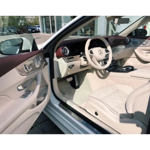 Rent Luxe Car - Mercedes E Cabrio - Exclusive Luxury Rent - Avvenice