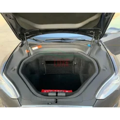 Rent Luxe Car - Tesla Model S - Exclusive Luxury Rent - Avvenice^ Supercar