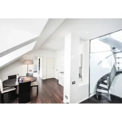 Allegroitalia San Pietro Orto San Pietro all'Orto - Exclusive Milano - Armani Casa - Shopping - Montenapoleone - Via della Spiga - 4 Days 3 Nights - Avvenice^ City
