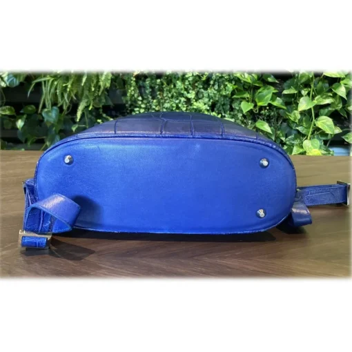 Su\u00e8i Suèi - Backpack of Crocodile Leather - Blue - Handmade in Italy - Luxury Exclusive Collection - Avvenice