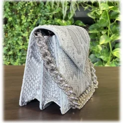 Su\u00e8i Suèi - Bag of Medium Size of Python Leather - Grey - Handmade in Italy - Luxury Exclusive Collection - Avvenice