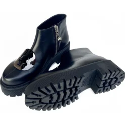 Su\u00e8i Suèi - Boots with Plate Accessories - Black - Handmade in Italy - Luxury Exclusive Collection - Avvenice