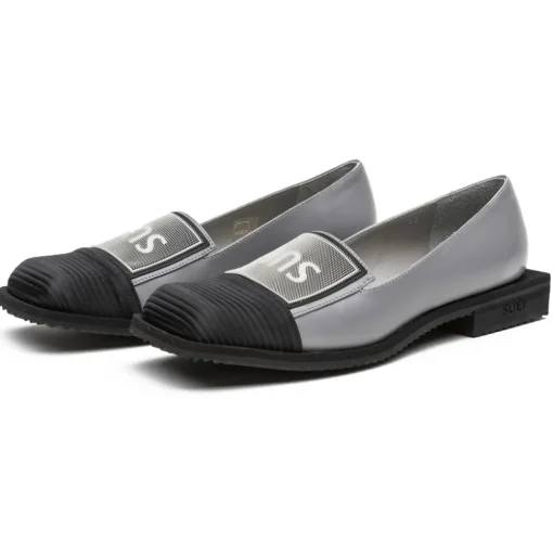 Su\u00e8i Suèi - Loafers With Patch and Squared Heels - Handmade in Italy - Luxury Exclusive Collection - Avvenice