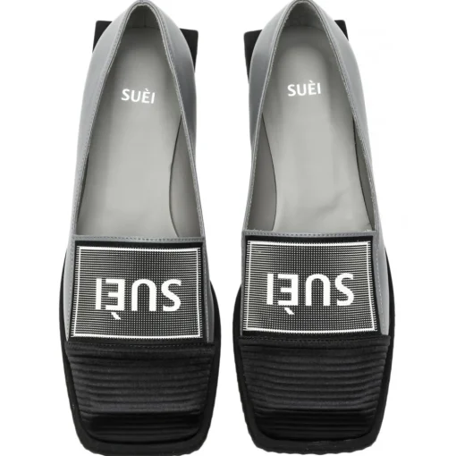 Su\u00e8i Suèi - Loafers With Patch and Squared Heels - Handmade in Italy - Luxury Exclusive Collection - Avvenice
