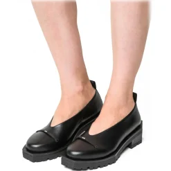 Su\u00e8i Suèi - Slip-Ons with Gorilla Ribbon - Handmade in Italy - Luxury Exclusive Collection - Avvenice^ Shoes