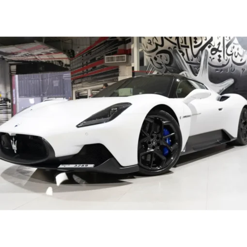 Superior Car Rental - Maserati MC20 - White - Exclusive Luxury Rent - Avvenice^ Supercar