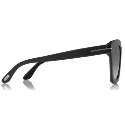 Tom Ford Eyewear Tom Ford - Polarized Sari Sunglasses - Squared Acetate Sunglasses - Black - FT0690-P - Sunglasses - - Avvenice