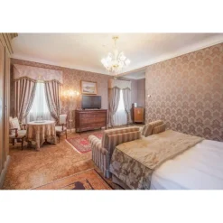 Villa Condulmer - Infinite Exclusive Luxury & Golf - Executive Suite - 5 Days 4 Nights - Venice - Villa - Veneto Italy - Avvenice