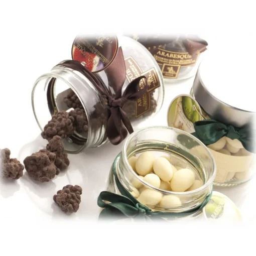 Vincente Delicacies - Sicilian Pistachios Covered with Fine White Chocolate - Arabesque - Natural Dried Fruits - Avvenice^ Fruits | Sweets