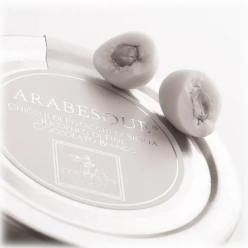 Vincente Delicacies - Sicilian Pistachios Covered with Fine White Chocolate - Arabesque - Natural Dried Fruits - Avvenice^ Fruits | Sweets