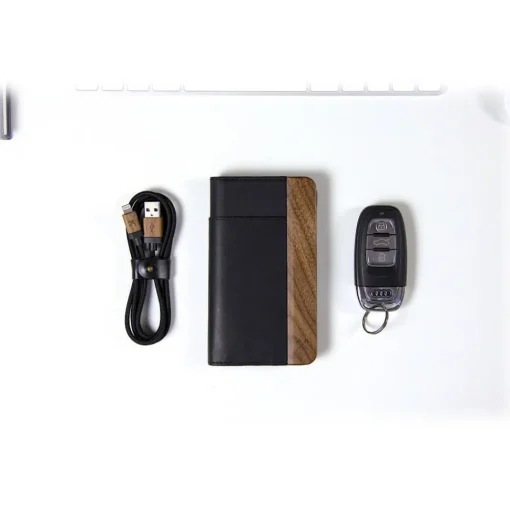 Woodcessories - Eco Wallet Flip Cover - Real Wood and Leather - Rich Walnut - iPhone 8 Plus / 7 Plus - Eco Case - Avvenice
